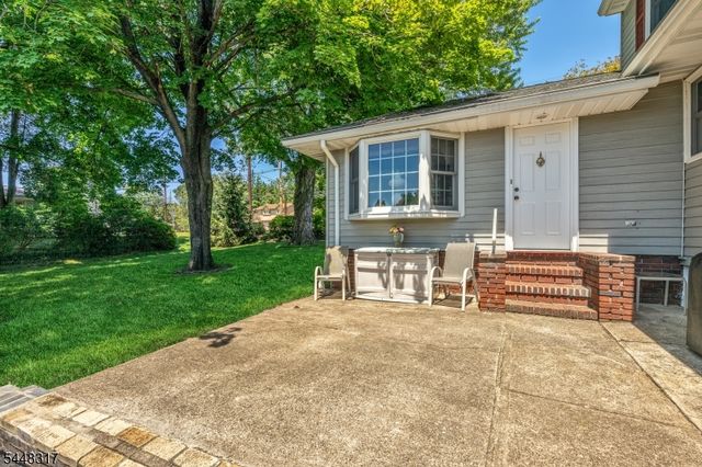 29 Giannone Rd, Wayne Twp., NJ 07470