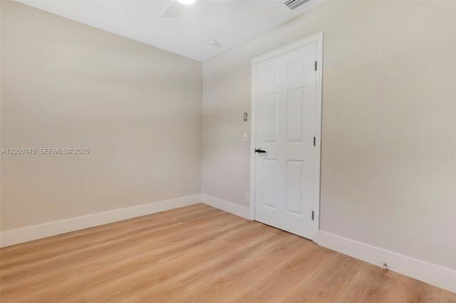 702 NW 18th Street 12, Fort Lauderdale, FL 33311
