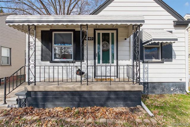 4140 Syracuse Street, Dearborn Heights, MI 48125