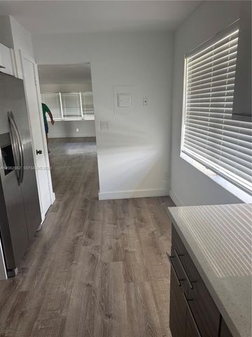 19001 NE 14th Avenue 312, Miami, FL 33179