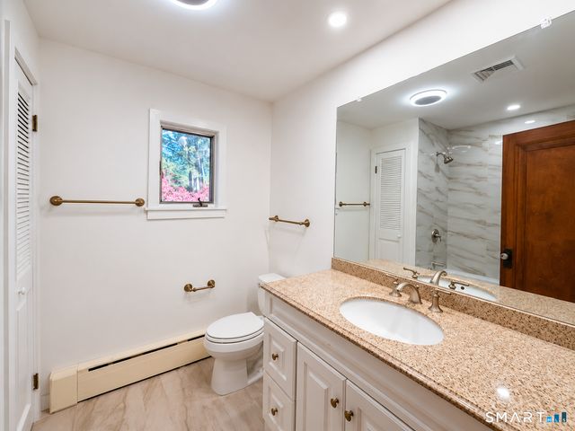 88 Coniston Avenue, Waterbury, CT 06708