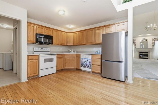 321 Cherry Grove Road Road, Canton, MI 48188