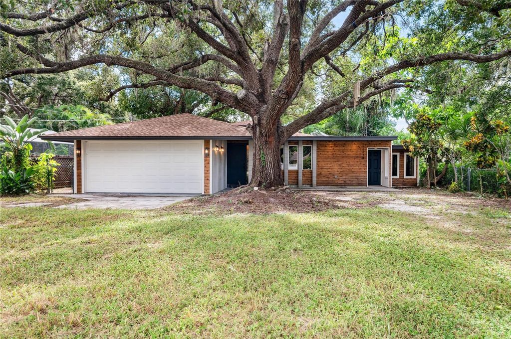 2234 PHILLIPPI STREET, Sarasota, FL 34231