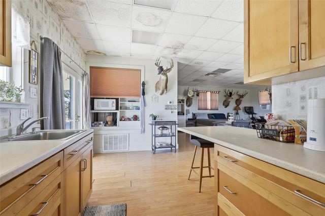 470 County Road 2137, Meridian, TX 76665