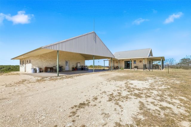 470 County Road 2137, Meridian, TX 76665