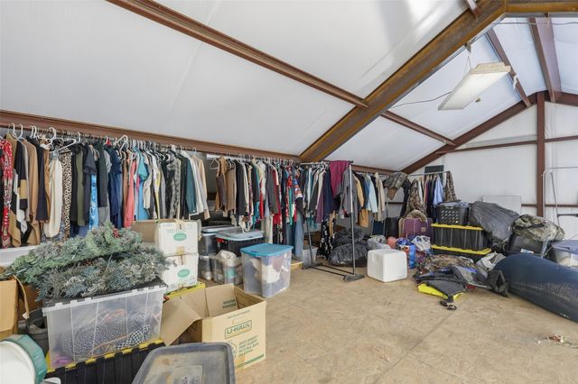 470 County Road 2137, Meridian, TX 76665