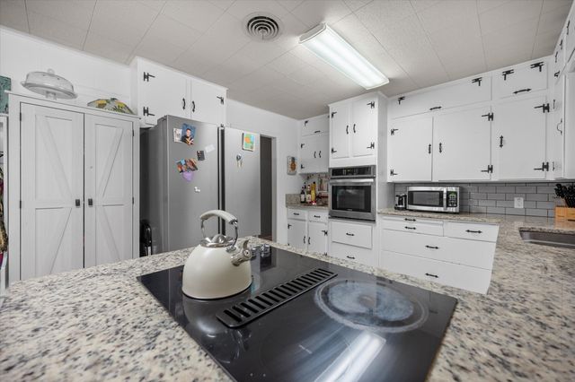4900 Ira Street, Haltom City, TX 76117