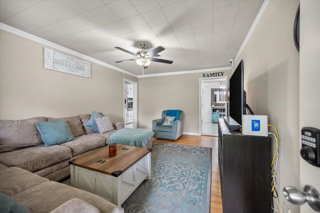 4900 Ira Street, Haltom City, TX 76117