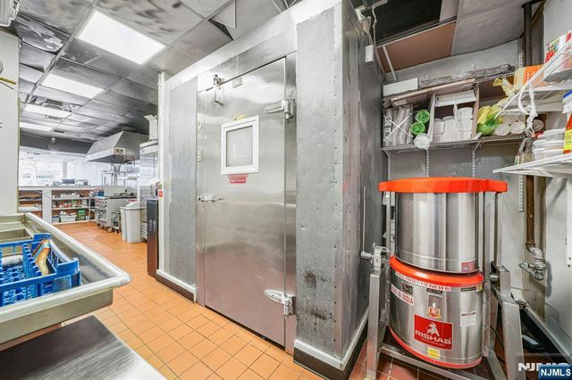 76 Market Street, Clifton, NJ 07012