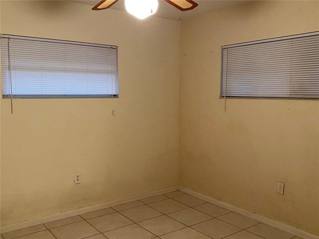 3300 MINEOLA DRIVE, Sarasota, FL 34239