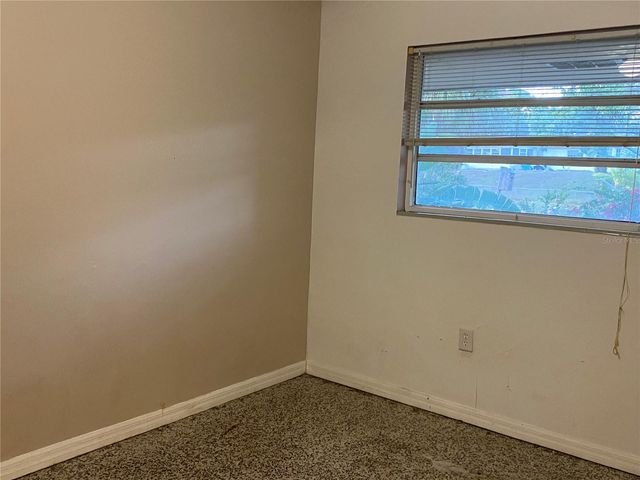 3300 MINEOLA DRIVE, Sarasota, FL 34239