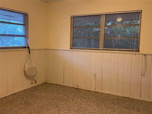 3300 MINEOLA DRIVE, Sarasota, FL 34239