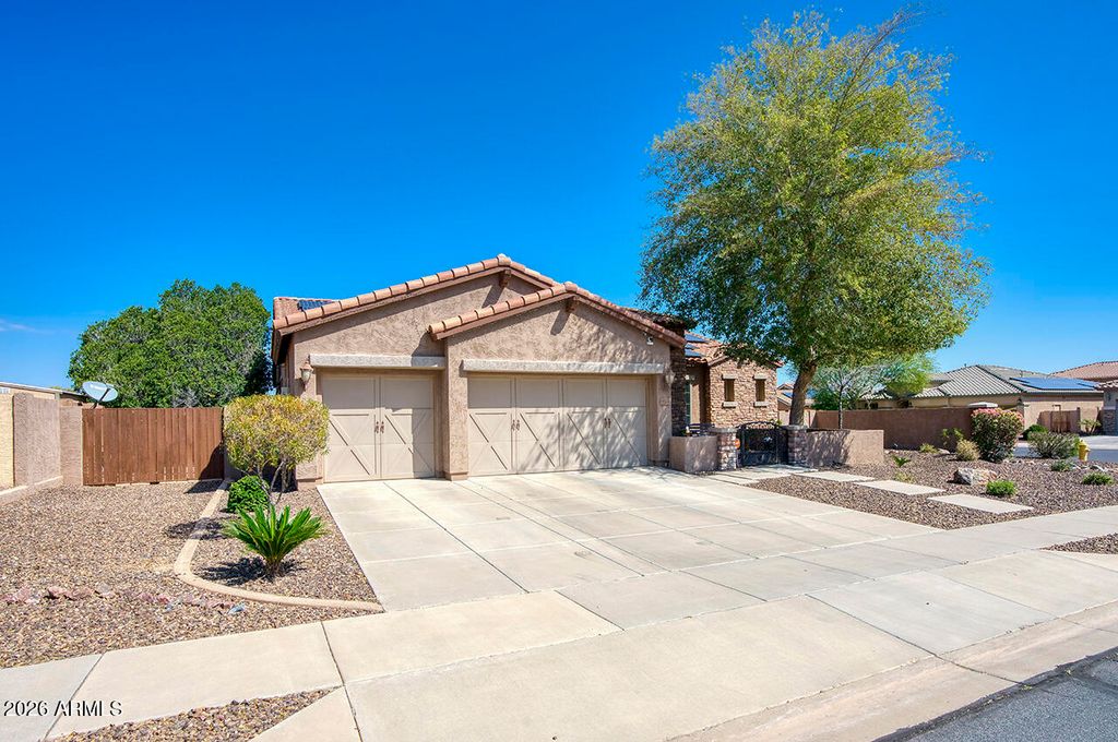 19326 W MEDLOCK Drive, Litchfield Park, AZ 85340 — photo 3