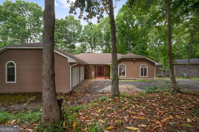 3245 W Anderson Drive, Lithia Springs, GA 30122