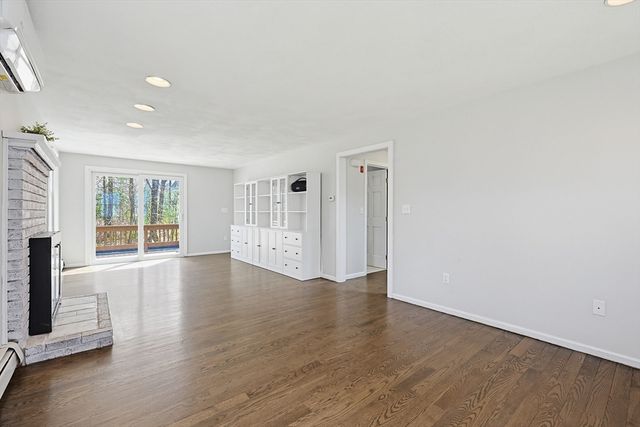 141 Downing Dr Ext, Attleboro, MA 02703