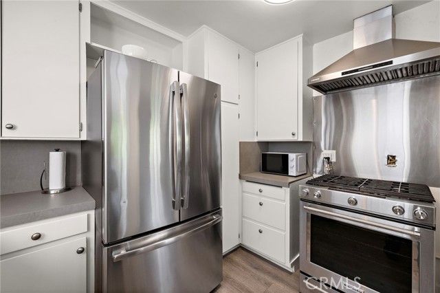 1613 E Balboa, Newport Beach, CA 92661