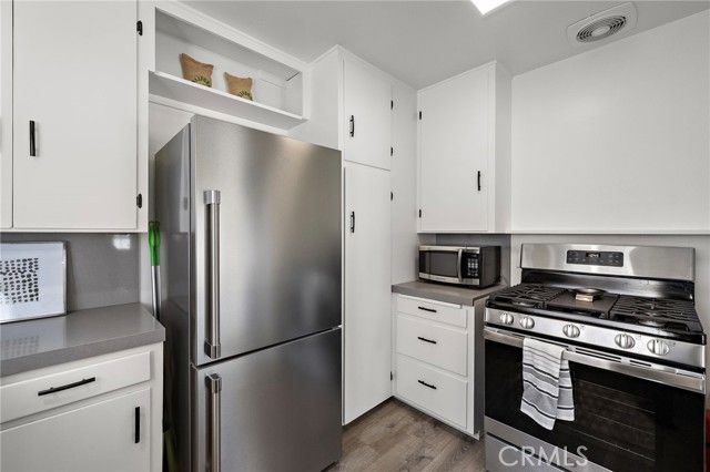 1613 E Balboa, Newport Beach, CA 92661