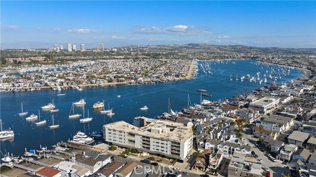 1613 E Balboa, Newport Beach, CA 92661