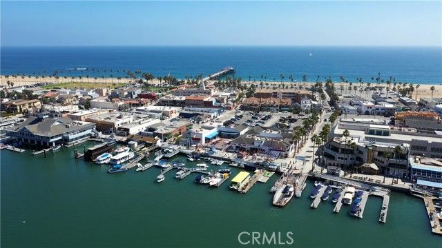 1613 E Balboa, Newport Beach, CA 92661