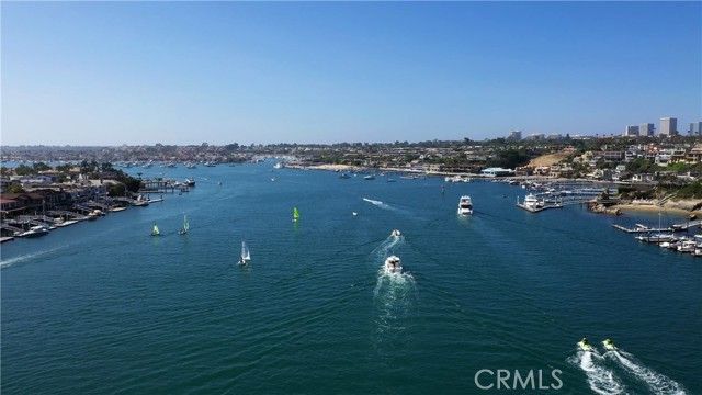 1613 E Balboa, Newport Beach, CA 92661