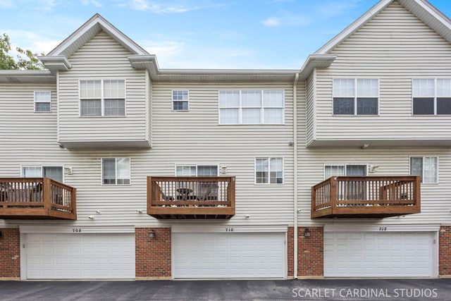 710 Prescott Court, Naperville, IL 60563