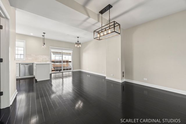 710 Prescott Court, Naperville, IL 60563