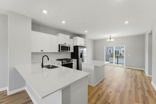 1520 Traverse Lane, West Saint Paul, MN 55118