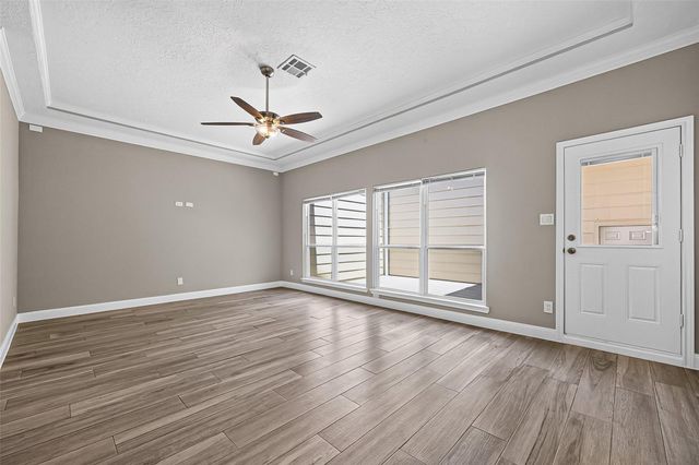 608 N Eldridge Parkway, Houston, TX 77079
