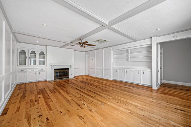 608 N Eldridge Parkway, Houston, TX 77079