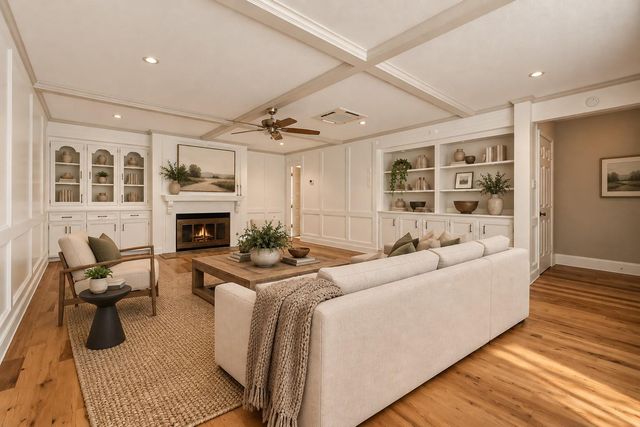 608 N Eldridge Parkway, Houston, TX 77079
