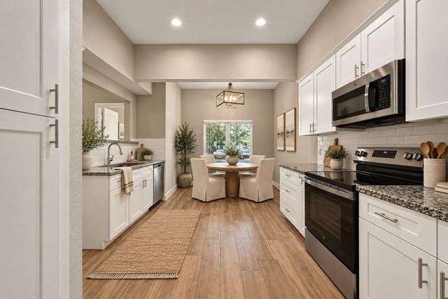 608 N Eldridge Parkway, Houston, TX 77079