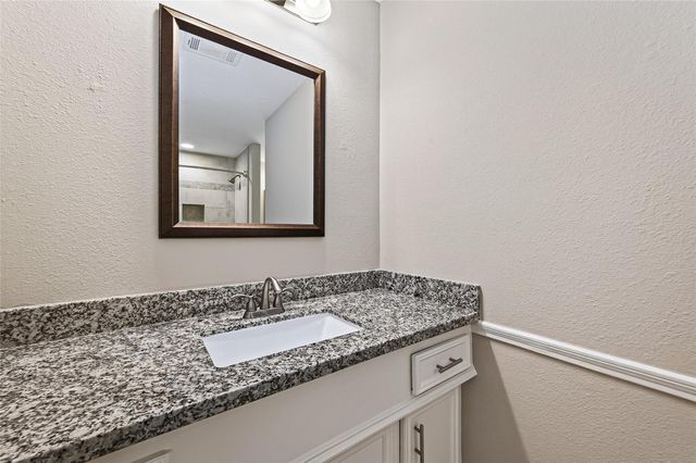 608 N Eldridge Parkway, Houston, TX 77079