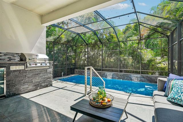 2706 W TRILBY AVENUE, Tampa, FL 33611