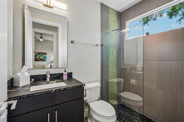 2706 W TRILBY AVENUE, Tampa, FL 33611