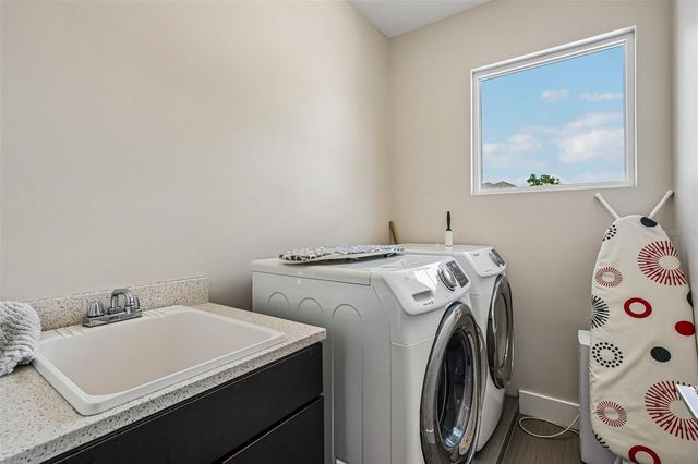 2706 W TRILBY AVENUE, Tampa, FL 33611