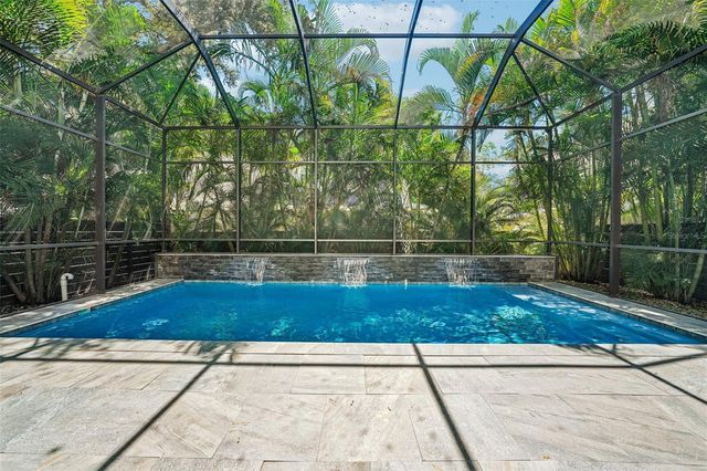 2706 W TRILBY AVENUE, Tampa, FL 33611