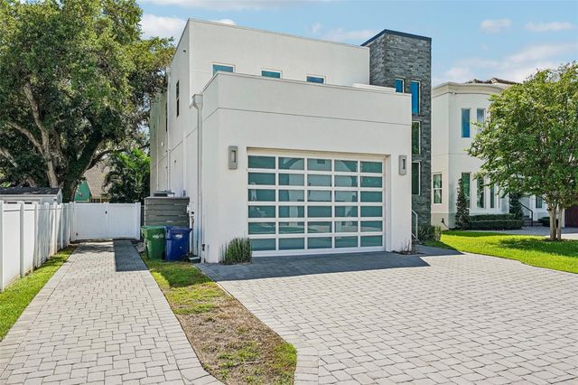 2706 W TRILBY AVENUE, Tampa, FL 33611