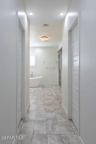 5404 E RIVER Lane, El Paso, TX 79932