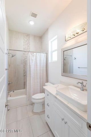 5404 E RIVER Lane, El Paso, TX 79932