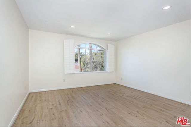 2914 Castle Heights Avenue, Los Angeles, CA 90034