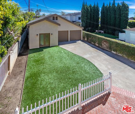 2914 Castle Heights Avenue, Los Angeles, CA 90034