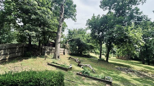 14034 E Clearview Road, Claremore, OK 74019