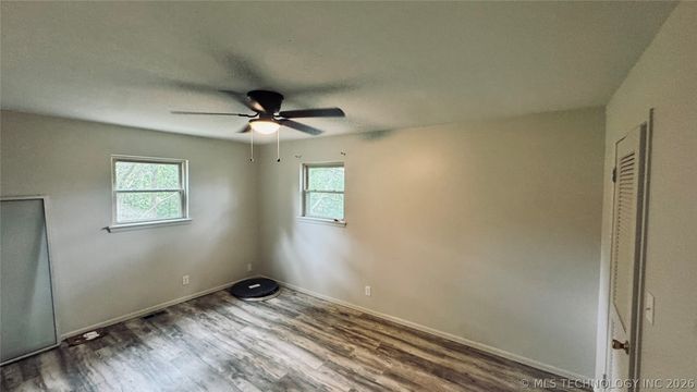 14034 E Clearview Road, Claremore, OK 74019