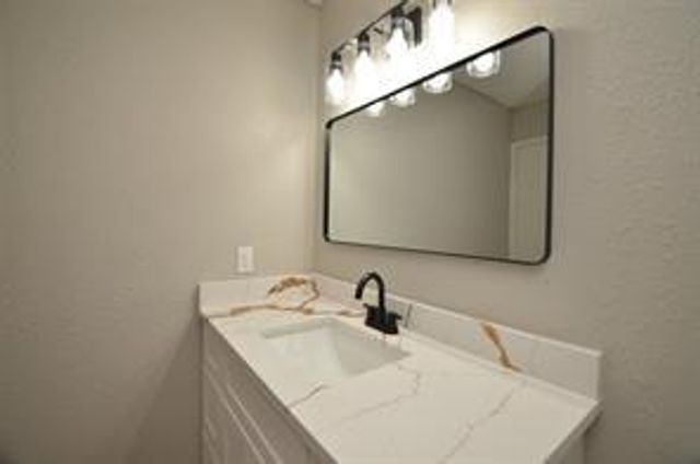 12019 Bob White Drive, Houston, TX 77035