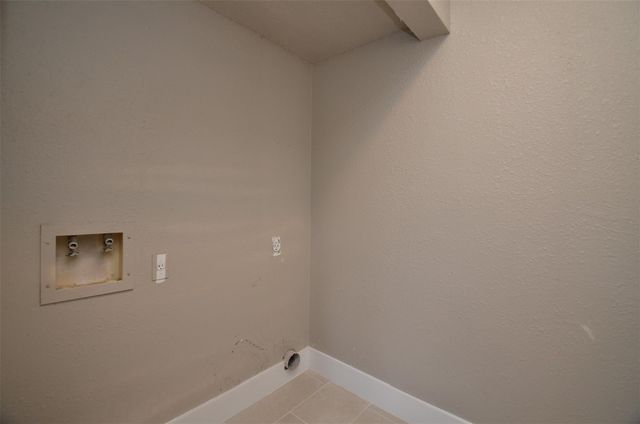 12019 Bob White Drive, Houston, TX 77035