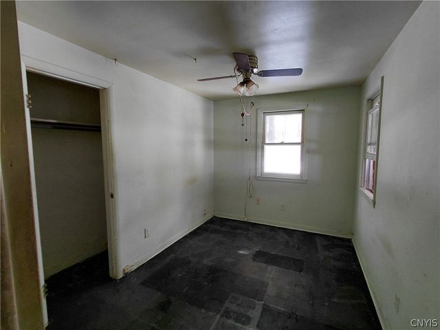 8114 Salt Springs Road, Manlius, NY 13104