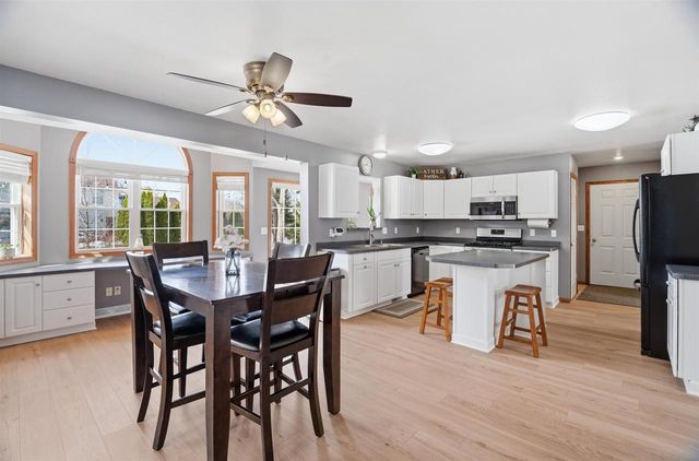 46 AURORA LANE, Fond Du Lac, WI 54935