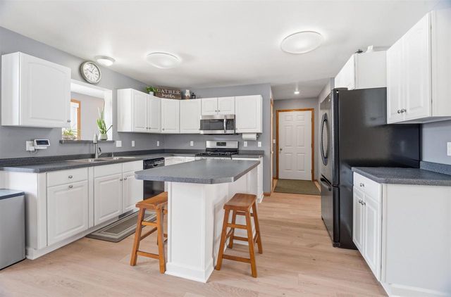 46 AURORA LANE, Fond Du Lac, WI 54935