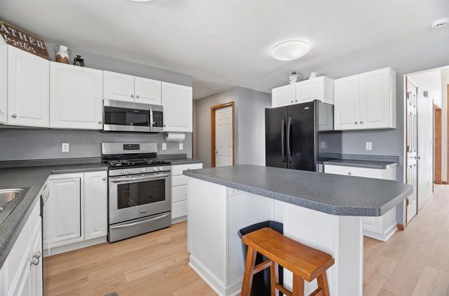 46 AURORA LANE, Fond Du Lac, WI 54935