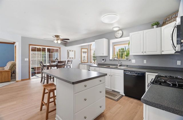 46 AURORA LANE, Fond Du Lac, WI 54935